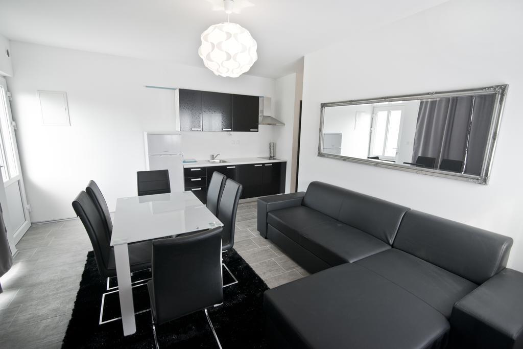 בטינה Rooms & Apartments Marinero מראה חיצוני תמונה
