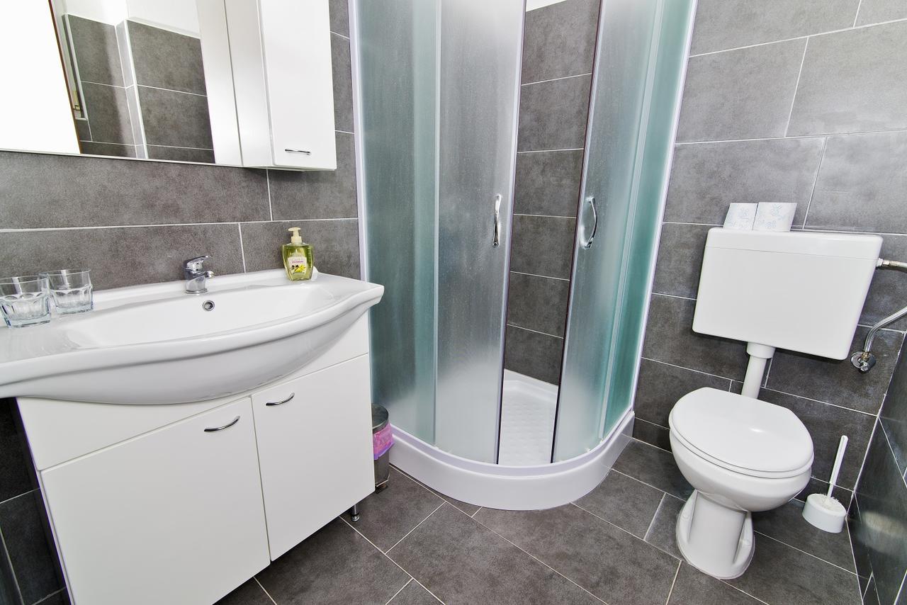 בטינה Rooms & Apartments Marinero מראה חיצוני תמונה